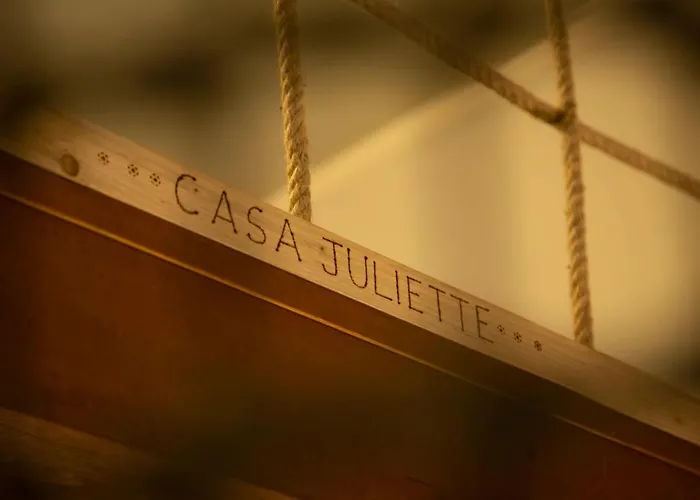 Casa Juliette By Happyhostorino *